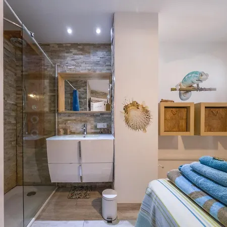 Go2tenerife Apart'cala Pool & At 5 Mins 아파트