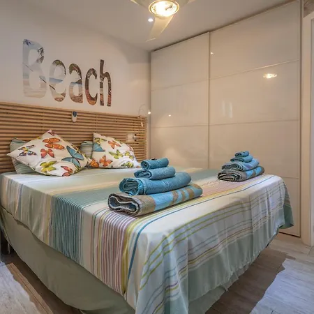 Apartamento Go2tenerife Apart'cala Pool & At 5 Mins Los Cristianos (Tenerife)